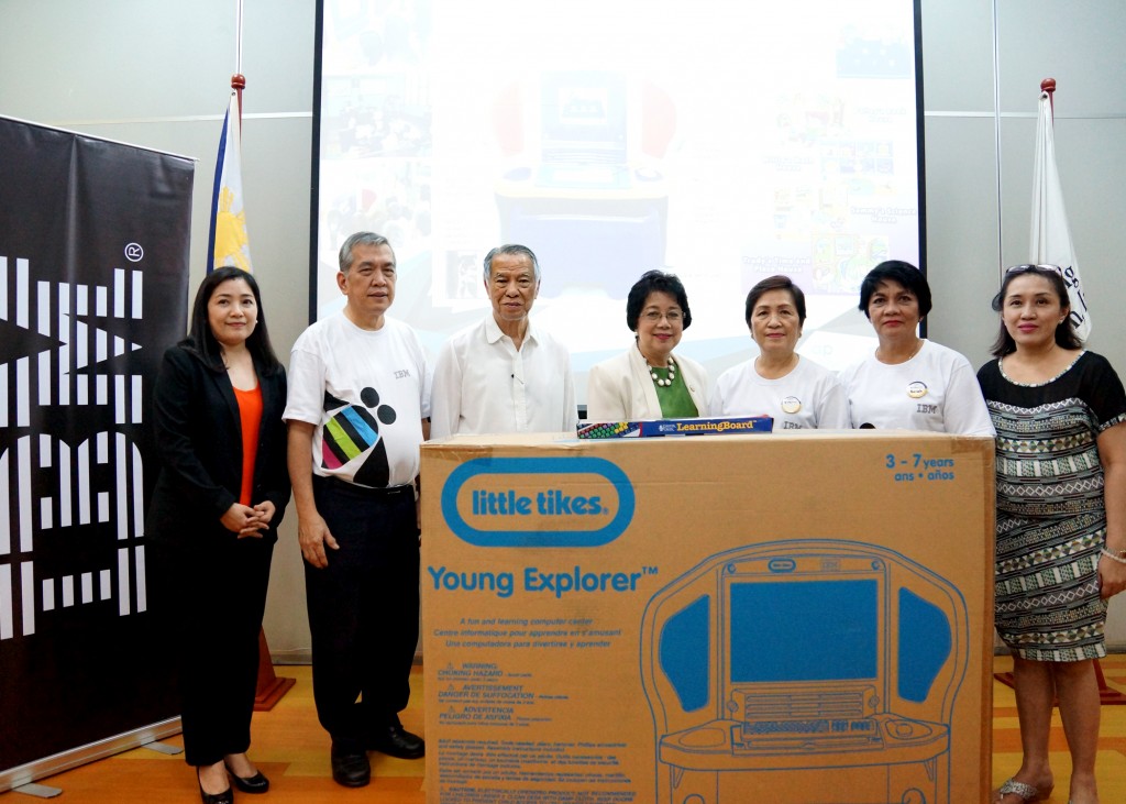 Tan, IBM Phils. turn over Kidsmart computers to Sorsogon, Leyte public schools. 