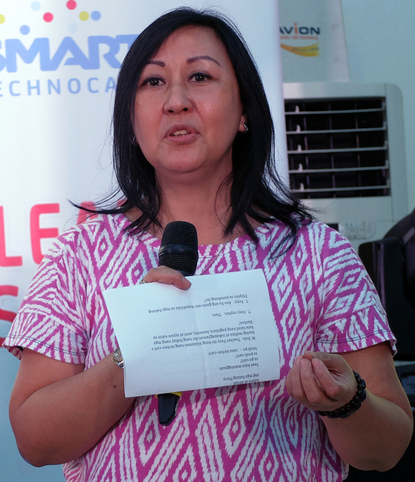 Fely delos Angeles-Bautista, founder and director of Community of Learners Foundation, hopes that through the TechnoCart mobile digital library, the quality of Kindergarten learning program will improve. 