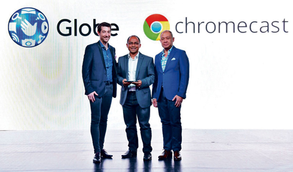 Globe announced the availability of Chromecast in the country that is set to provide a complete entertainment experience at home. Launching Chromecast in the Philippines are from (L-R) Globe Senior Advisor for Consumer Business Dan Horan, Google Philippines Country Manager Kenneth Lingan and Globe President and CEO Ernest Cu.