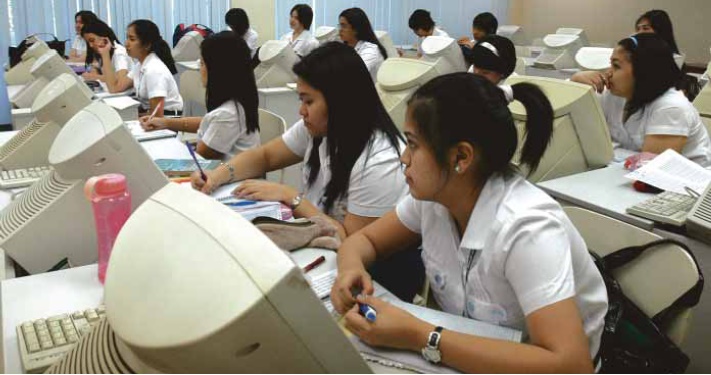 CYBERKIDS The higher the use, the greater the risk. INQUIRER PHOTO