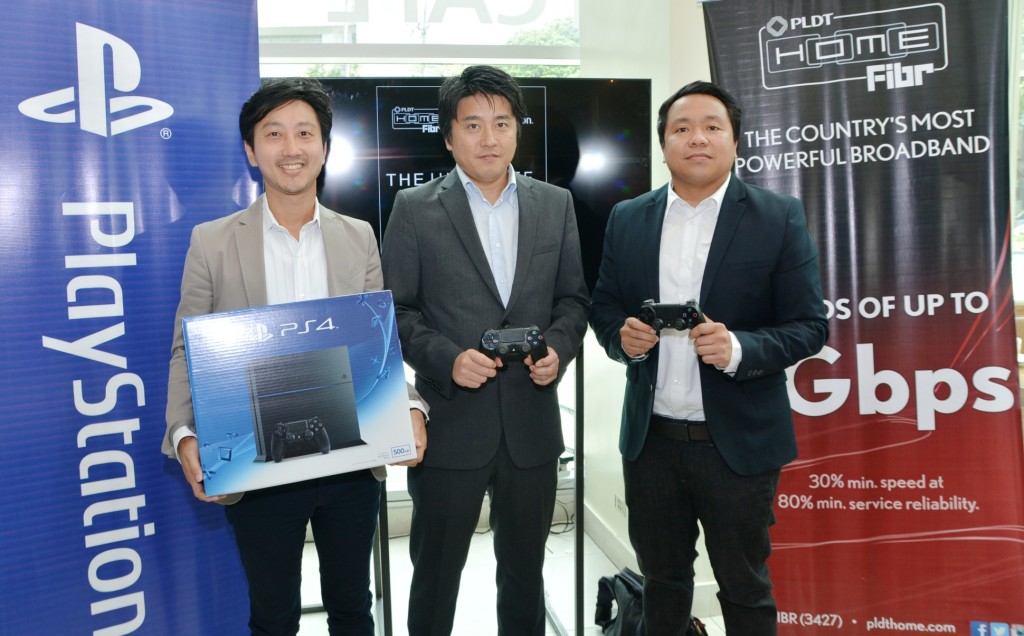 Sony Playstation Singapore Head of Product Marketing Arata Naito, Sony  Philippines President and Managing Director Nobuyoshi Otake  and PLDT VP and Home Marketing Director Gary Dujali.
