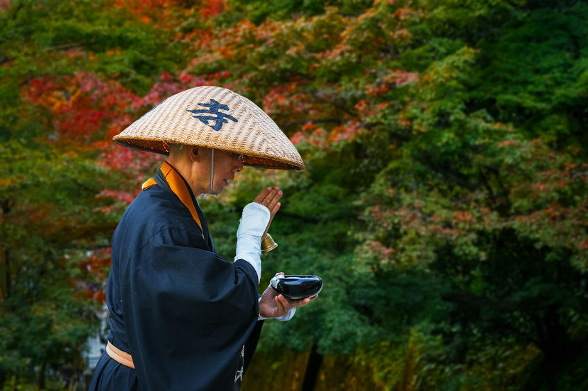 Japanese Online priest delivery service for funeral ceremonies 