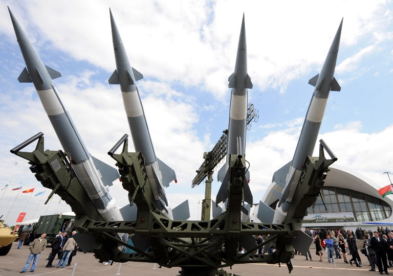 Belarussian rockets stand on display in Minsk on May 19, 2009 at the country's annual military expo and arms fair.                AFP PHOTO / VIKTOR DRACHEV / AFP PHOTO / VIKTOR DRACHEV
