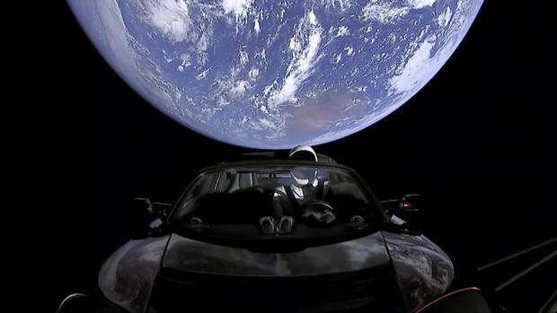 Tesla sport car in SpaceX - B - 6 Feb 2018