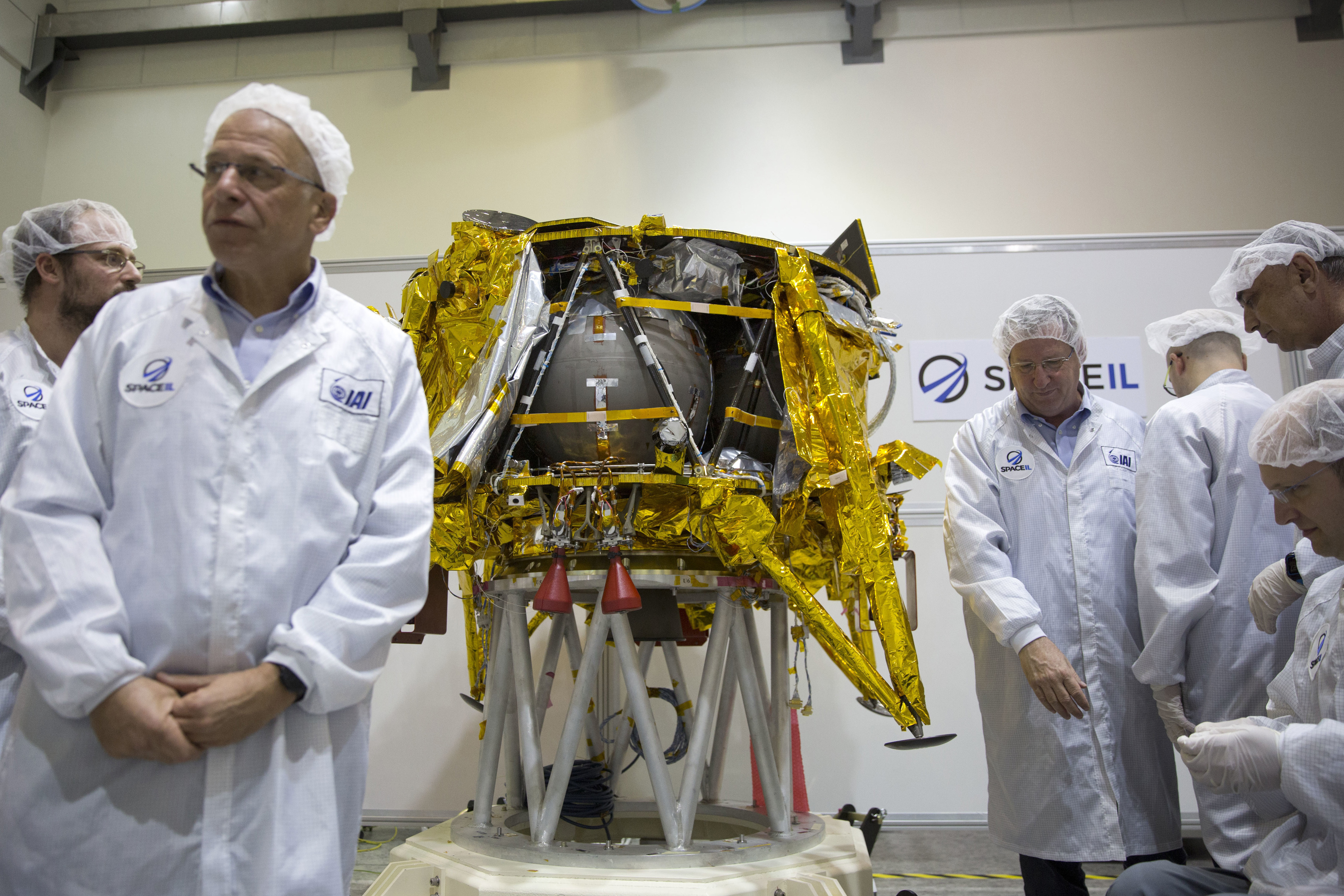 Israel’s ‘Beresheet’ flying to moon after SpaceX launch