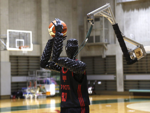 japan toyota basketball robot technology