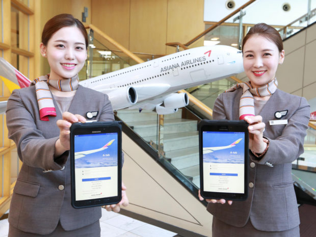 Asiana adopts smart work platform for cabin crew