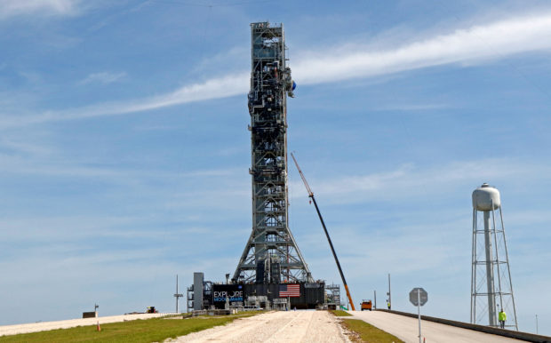 NASA completes test of rocket engines that could eventually send humans to the moon