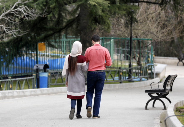 iranian couple dating