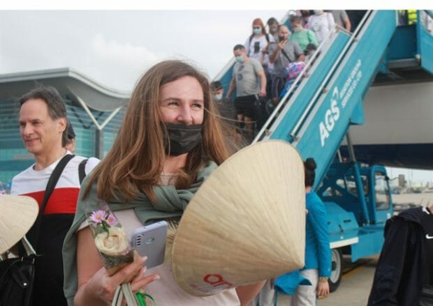 The first Russian visitors landed in Việt Nam's Nha Trang City after almost two years of closed borders because of the COVID-19 pandemic.