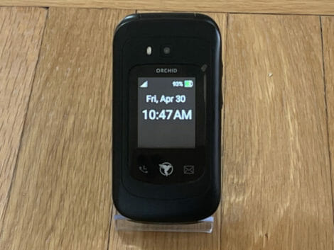 This is one of the best mobile phones for seniors.