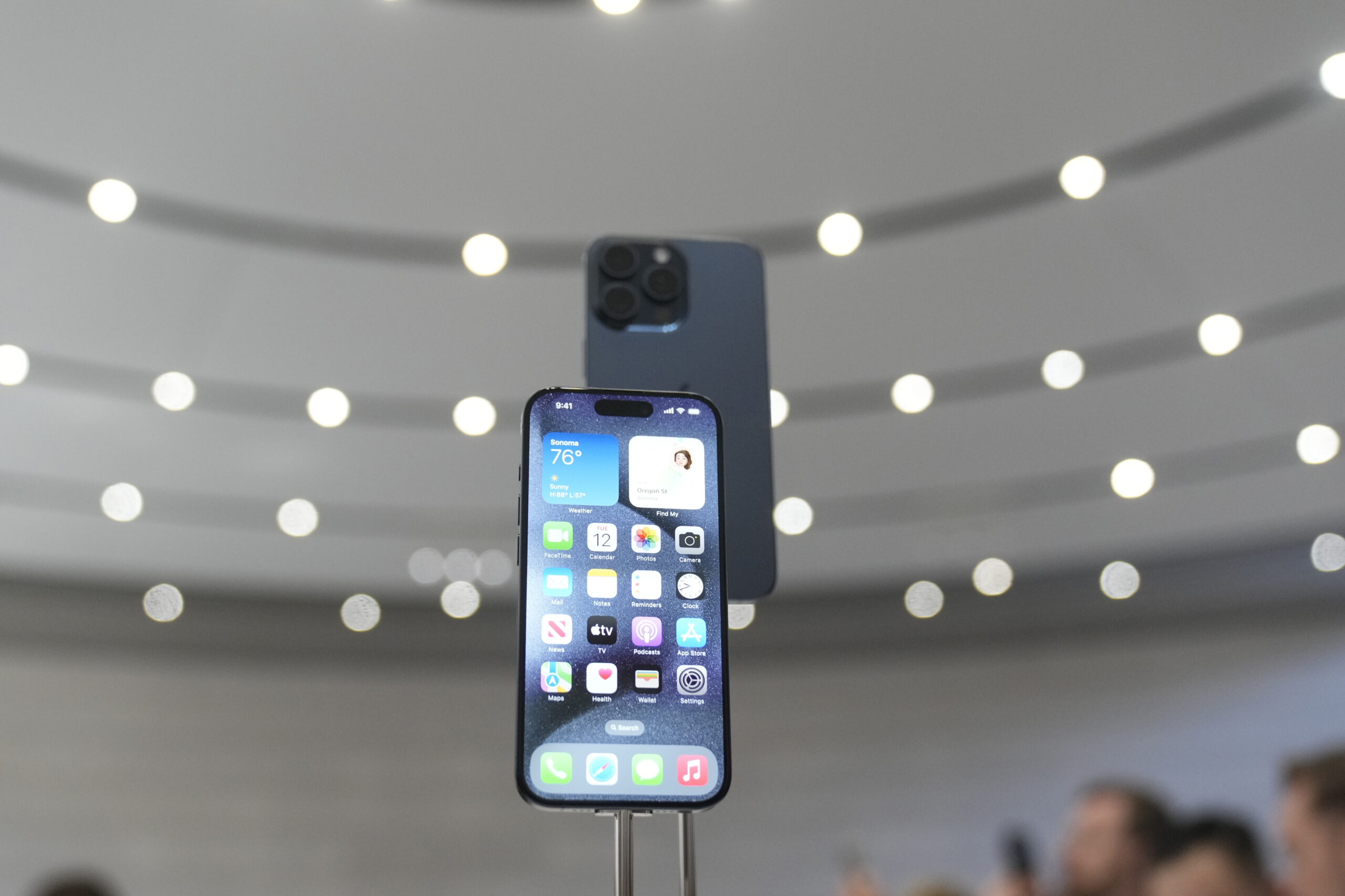 Apple’s new iPhones get faster chips, better cameras, new charging ...
