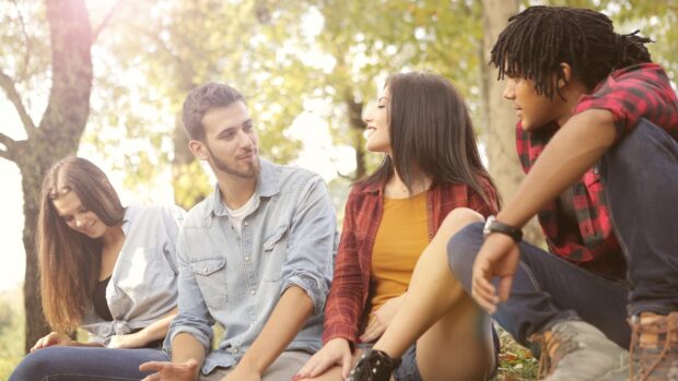Sinasabi ng mga siyentipiko na nagbabahagi kami ng isang nonverbal na sistema ng komunikasyon