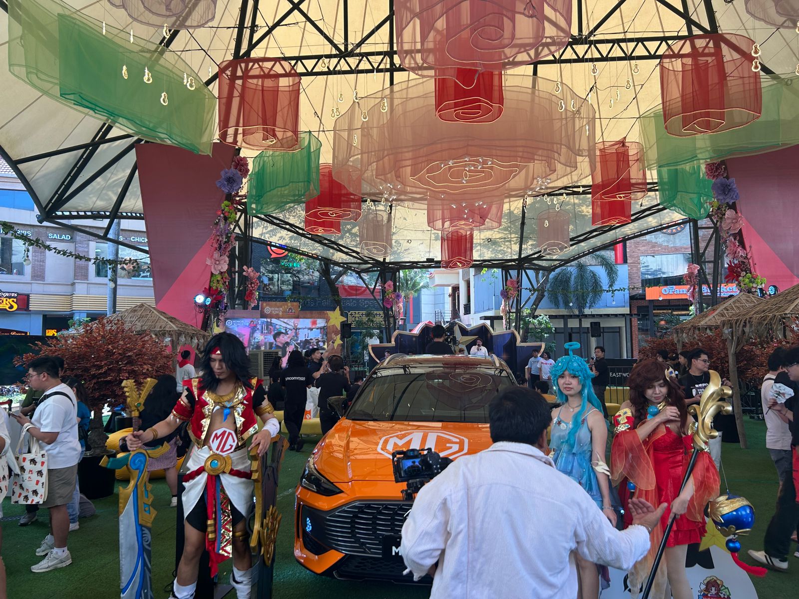 HOK Festival of Lanterns shines in Eastwood, Oheb announcement, and more