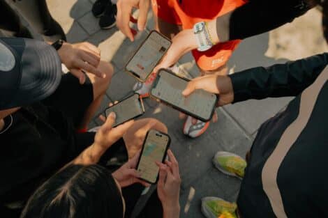 Strava is now available in Filipino